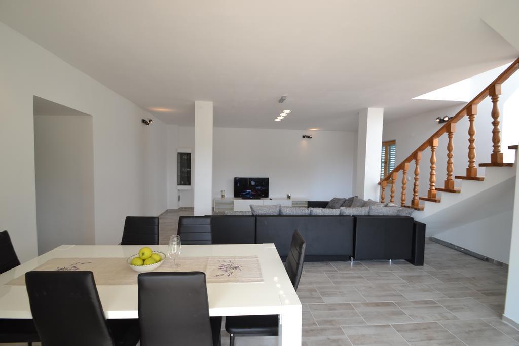 Villa Pistan Murvica (Policnik)